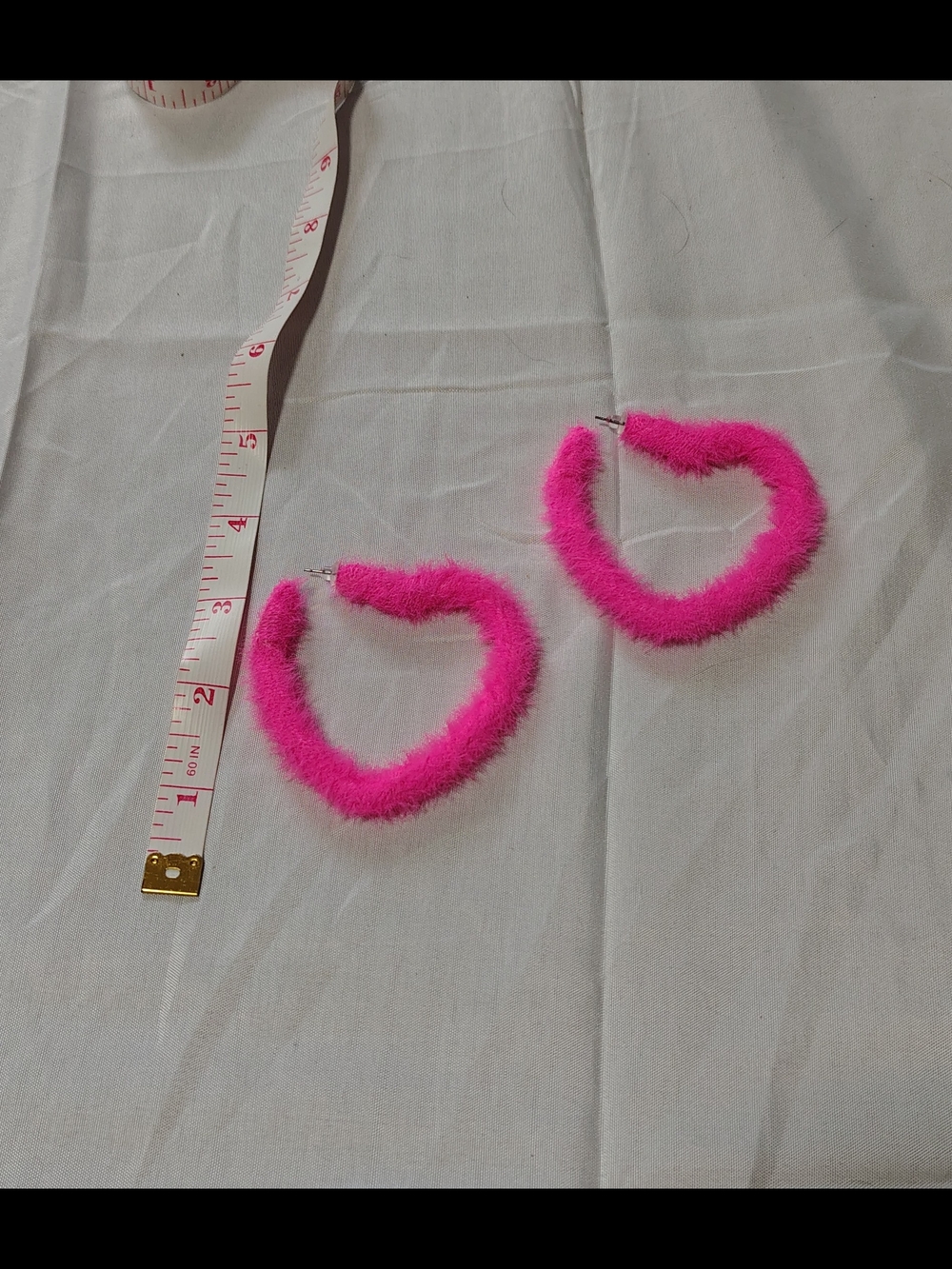 XL Vintage Retro 80's Pop Punk Fuzzy Hot Pink Hoop Earrings